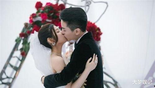 陈晓爆料大学女友视频,引发网友热议 第2张 陈晓爆料大学女友视频,引发网友热议 第2张