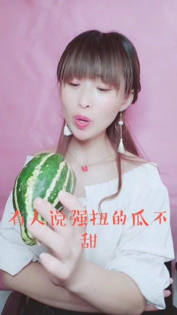 娱乐吃瓜酱坚强,揭秘娱乐圈那些不为人知的幕后故事 第2张 娱乐吃瓜酱坚强,揭秘娱乐圈那些不为人知的幕后故事 第2张