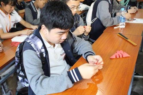 宏帆八中家长爆料学生视频,学生视频引发关注，真相究竟如何？”  第2张