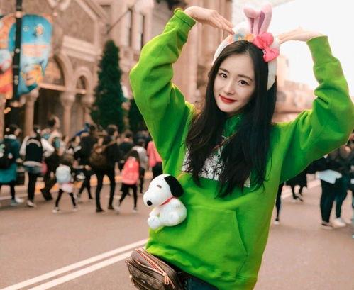一线吃瓜娱乐圈简介,娱乐圈幕后风云揭秘 第1张 一线吃瓜娱乐圈简介,娱乐圈幕后风云揭秘 第1张